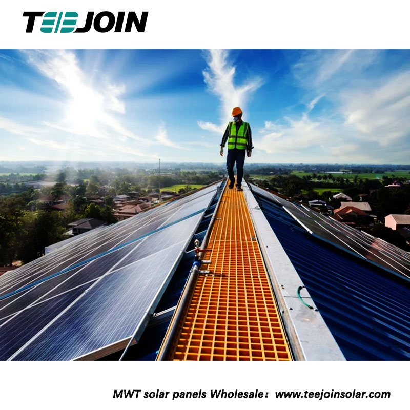 Solar panel cleaning - what to do and what not to do