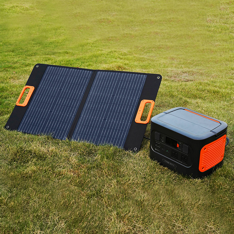 Foldable solar Panel With solar Power Station.jpg