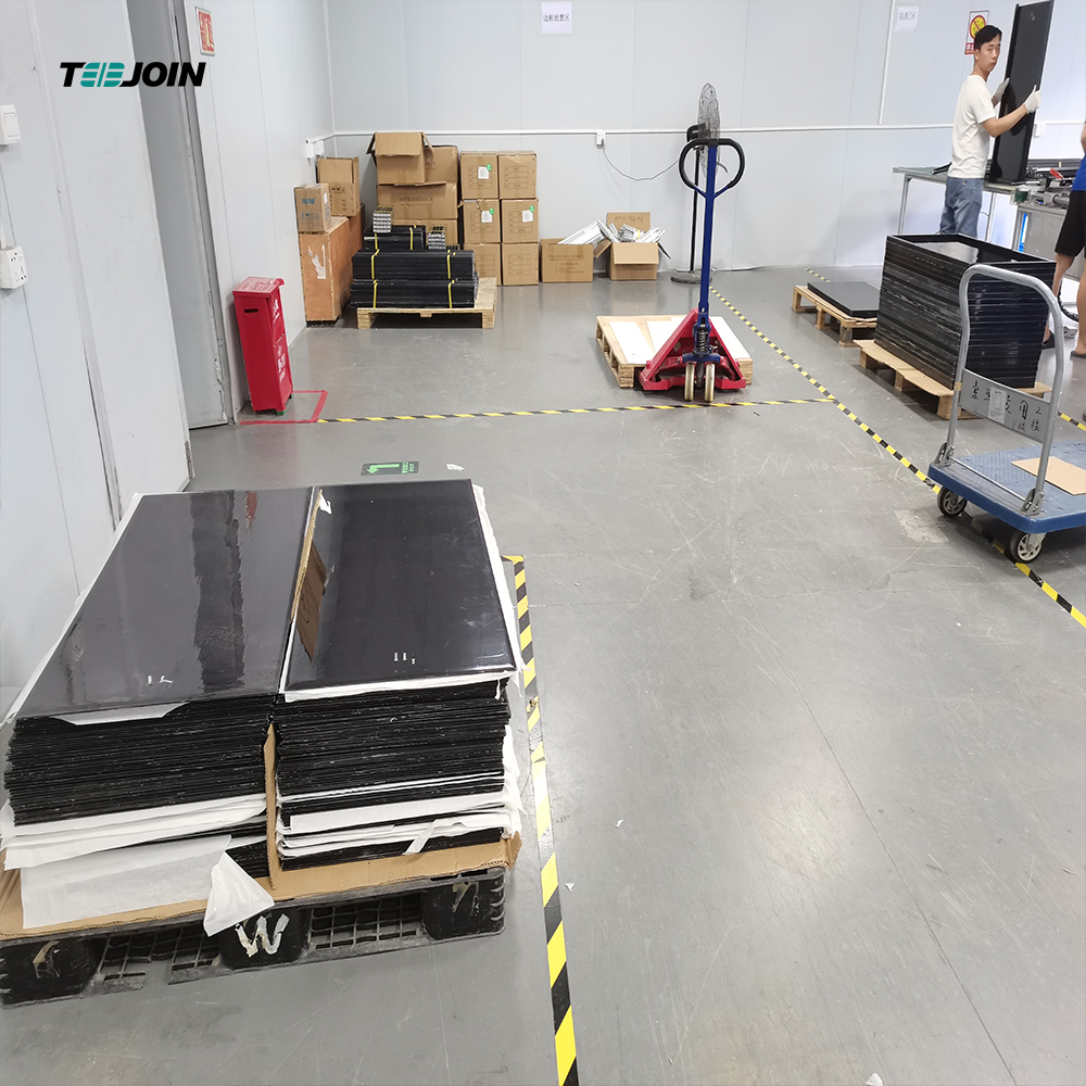 TeeJoin Solar factory workshop ensuring quality control and global shipping.jpg